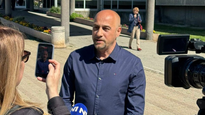 Vučić da obiđe "super" mesta